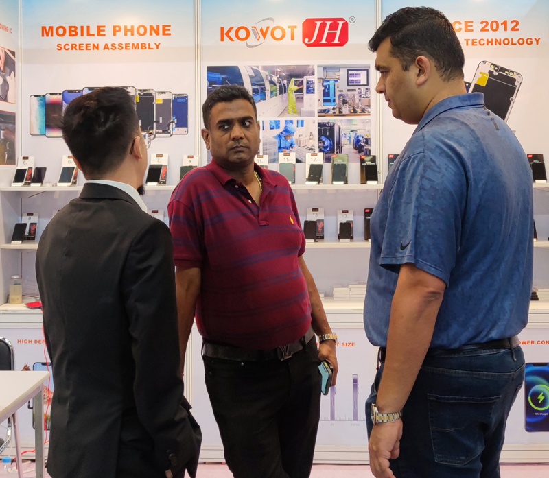 iPhone screen manufacturer