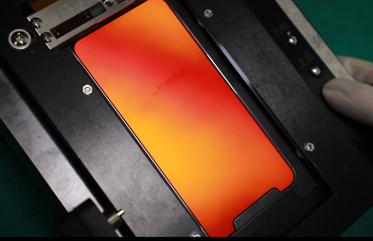 iPhone Screen Manufacturer