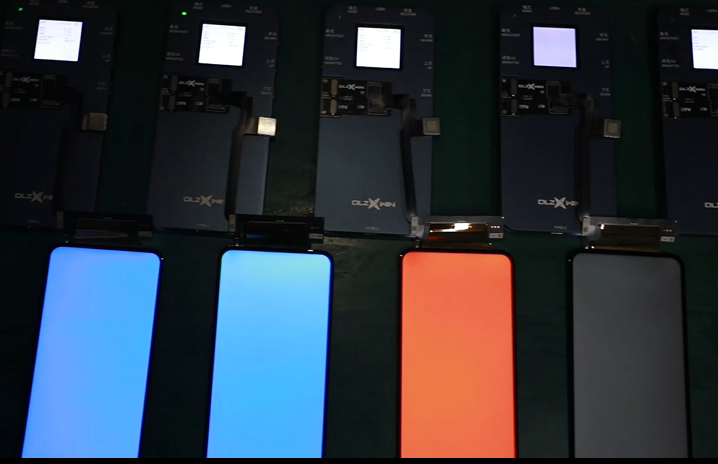 iPhone Screen Manufacturer